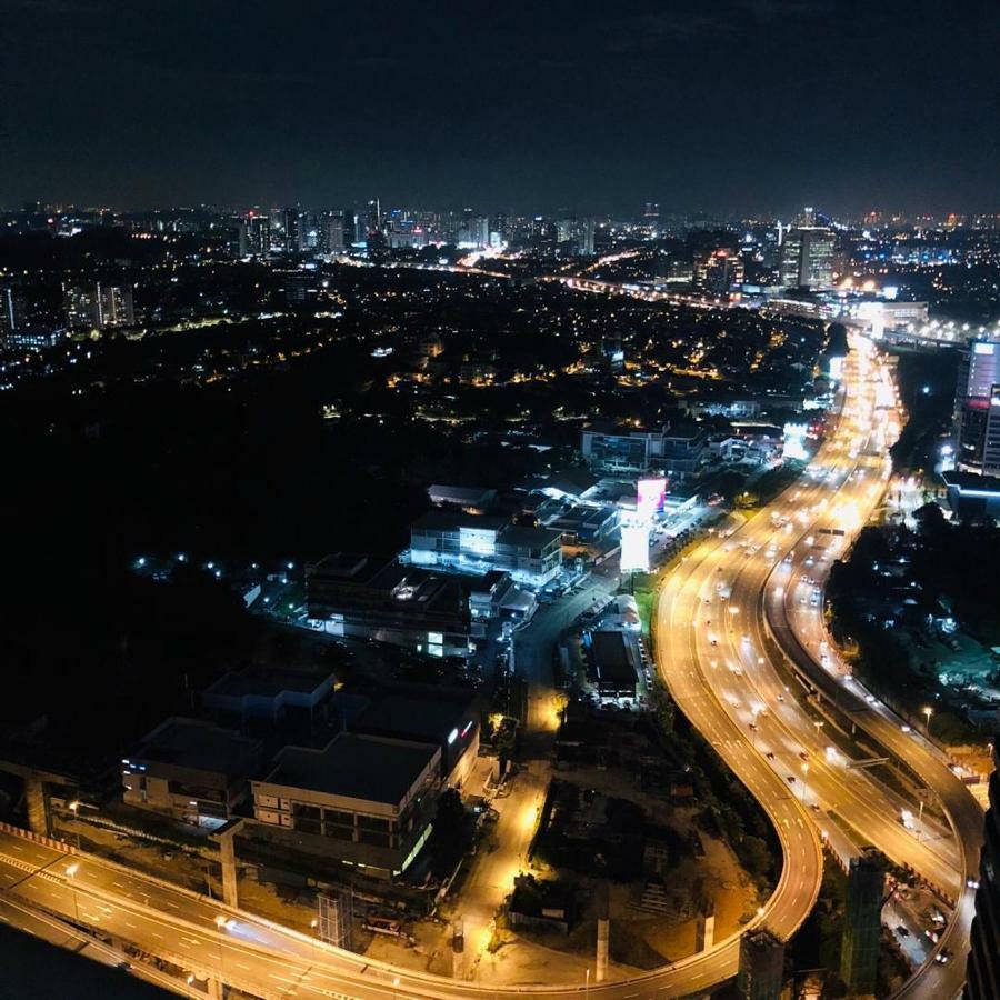 Spacious & Comfy Loft @ Empire City Damansara Perdana Петалинг-Джая Экстерьер фото